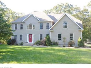 17 Running Brook Dr, Killingworth, CT 06419