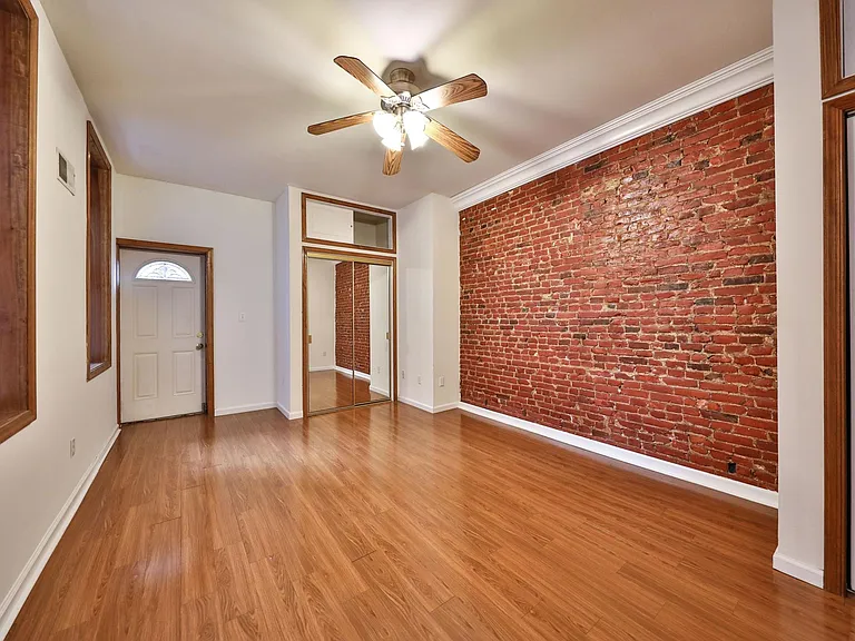 1832 W Girard Ave #1 — Photo 6