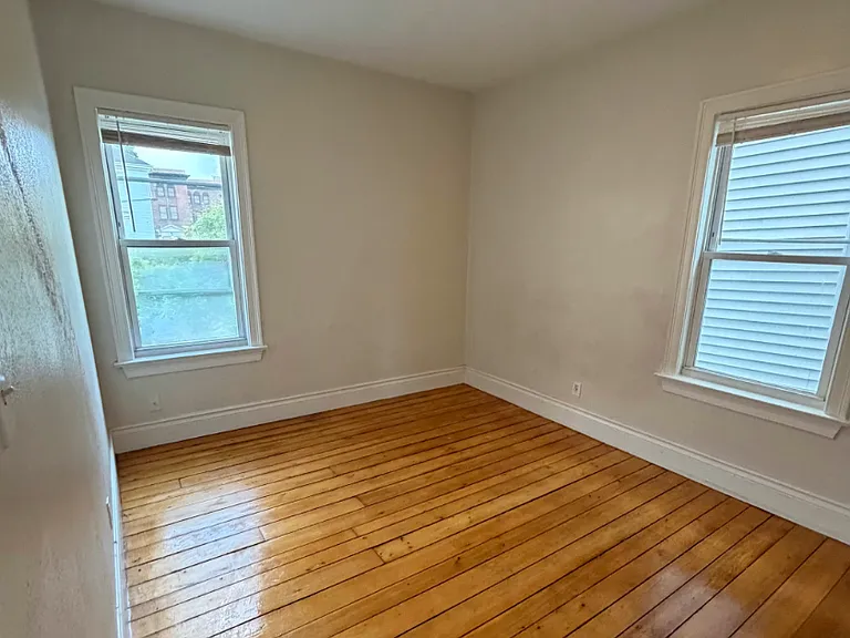255 Fountain St, Unit 2 Fall River, MA 3 Bedrooms 1 Bathroom — Photo 18