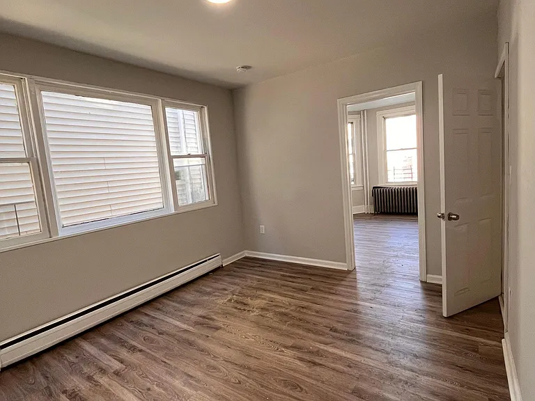 113 Armstrong Ave #1 — Photo 7