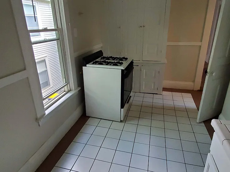 119 Paddock Ave SE #2 — Photo 5