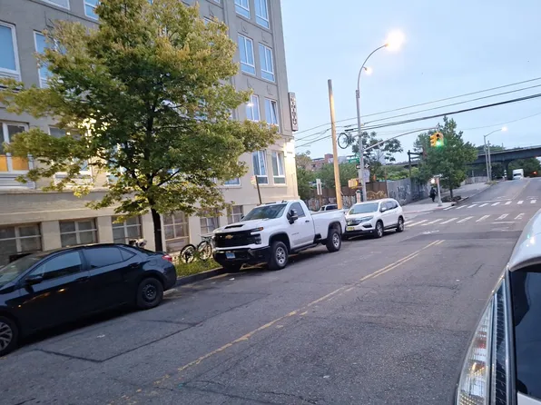 440 Blake Avenue image 7 of 7