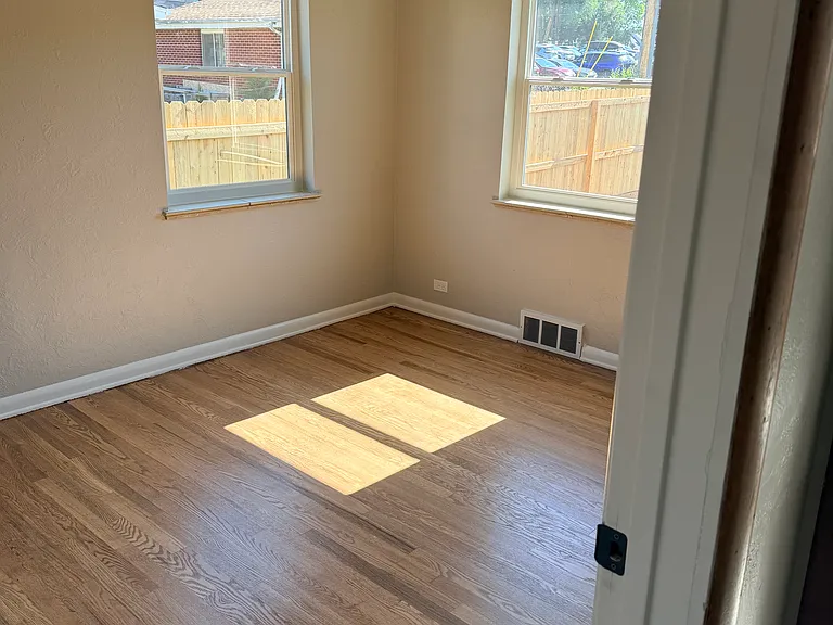 3540 S Marion St — Photo 9