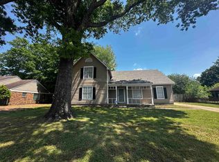 2980 Ridgeway Rd, Memphis, TN 38115