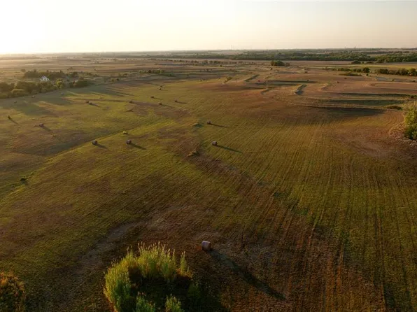 11101 N 186th St, Garber, OK 73738