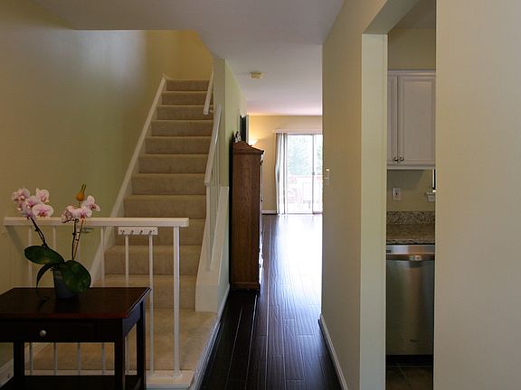 4th image of 6820 Chasewood Cir