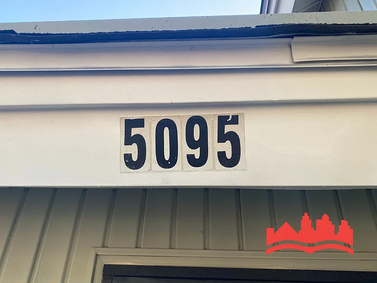 5095 Corkwood Dr — Photo 2