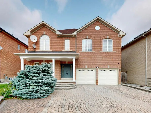 11 Melbourne Dr, Richmond Hill, ON L4S 2V3