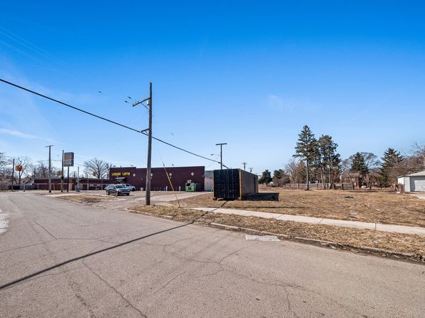 17129 Strasburg St, Detroit, MI 48205