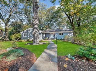 20 Summit Ter, Dobbs Ferry, NY 10522