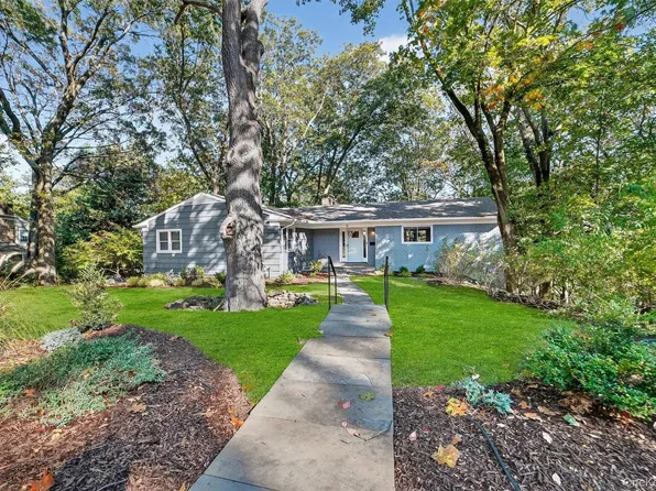 20 Summit Ter, Dobbs Ferry, NY 10522