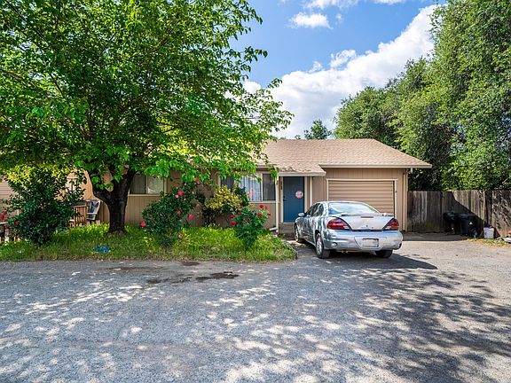 2nd image of 560-571 Deanna St
