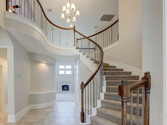 3rd image of 21130 Bastide Ln