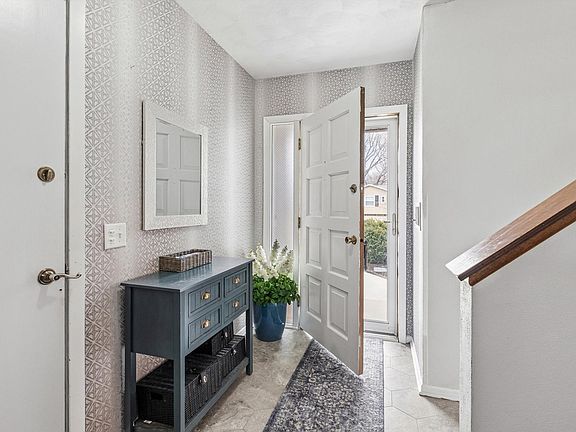 3rd image of 2501 2nd St