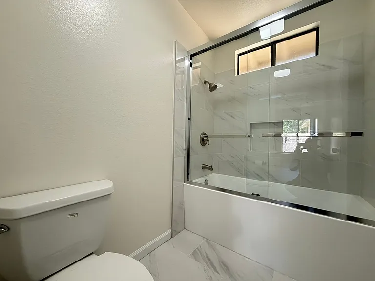 10360 Ridgewater Ln — Photo 16
