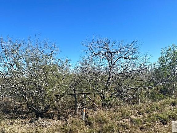 3rd image of 28109 Fm 531 Rd
