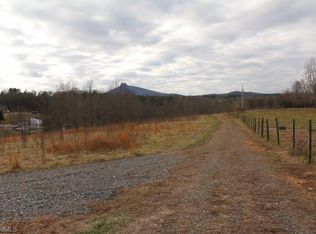 00 Volunteer Rd, Pinnacle, NC 27043