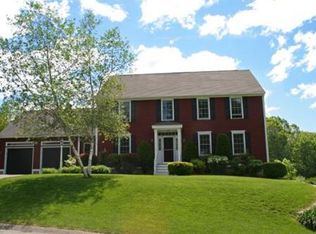 28 Teaberry Ln, Gardner, MA 01440