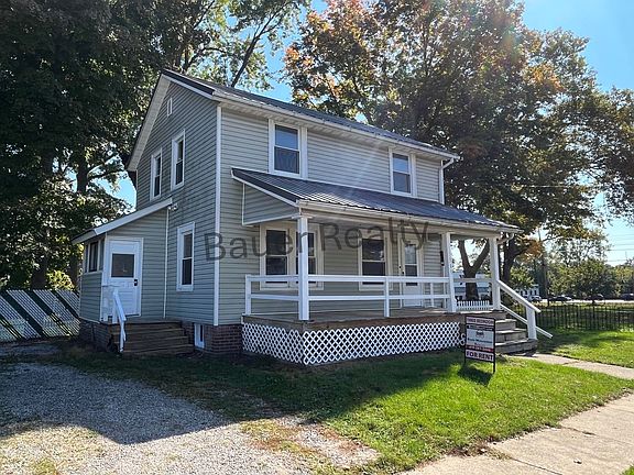 2nd image of 313 Miller St