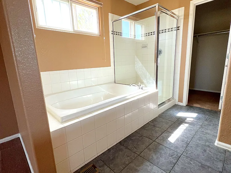 20600 E Dartmouth Dr — Photo 7