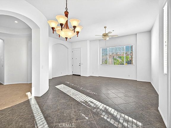 5th image of 41 Vista Mirage Way