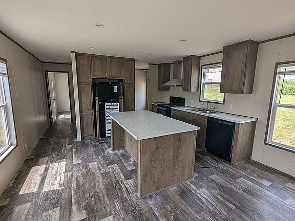 2nd image of 311 Oak Mount Dr