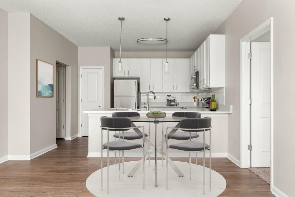 Premium Upgraded Home - Dining Area
