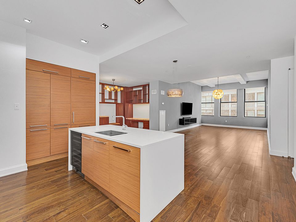 1st image of 140 W 22nd St APT 7B