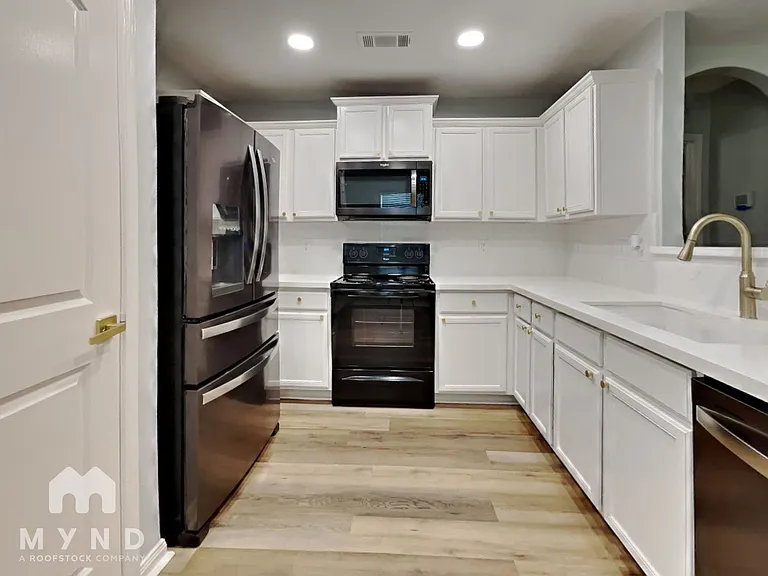 6119 Coral Cove Rd — Photo 6
