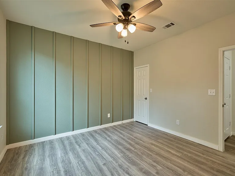 2214 Timberland Country Ct — Photo 39