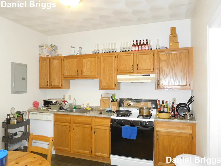 17 Cummings Rd #3 — Photo 2