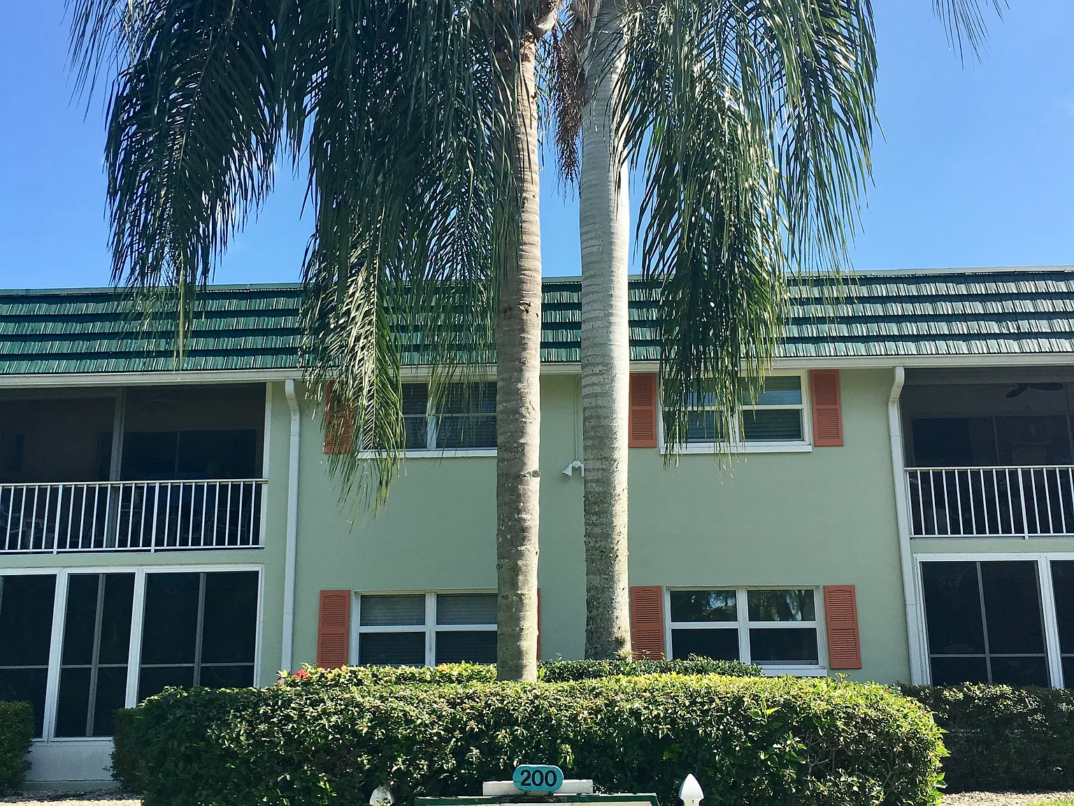 2 bed, 979 sqft, $1,720 — Photo 4