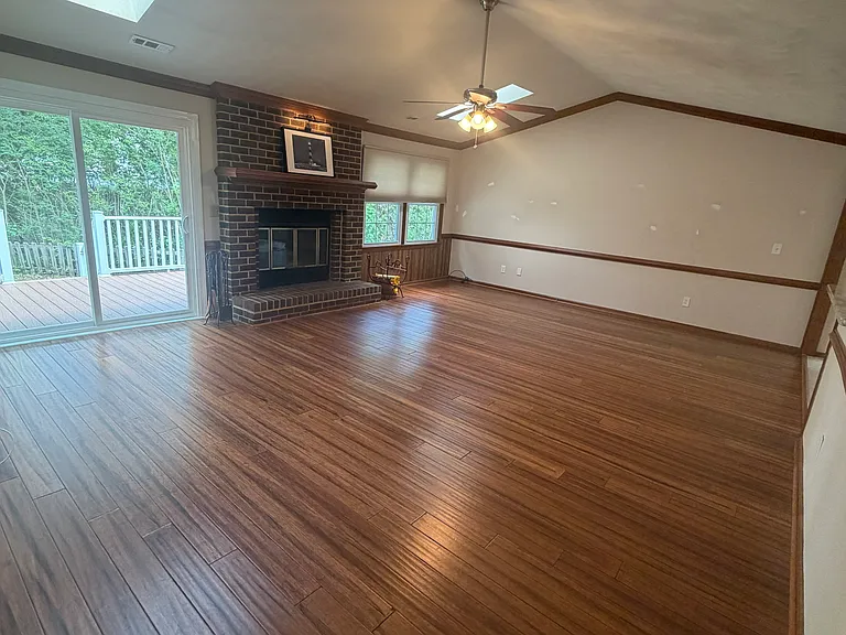 5136 Eagle Run Rd — Photo 4