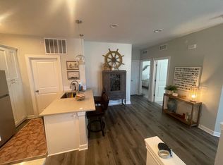 15116 Lamar Ave #C, Overland Park, KS 66223