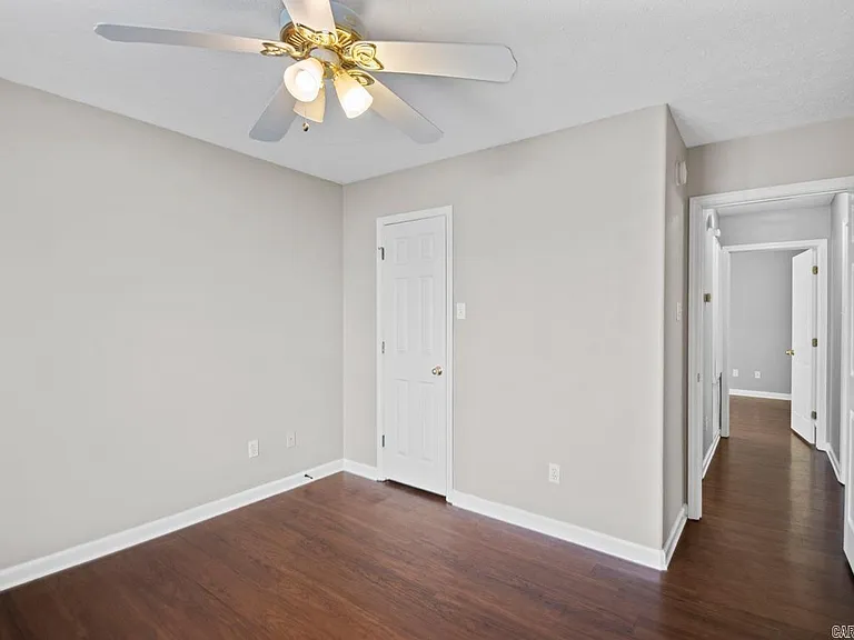 17 Azalea Dr — Photo 7