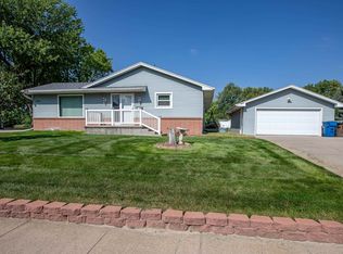 3506 13th Ave, Kearney, NE 68845