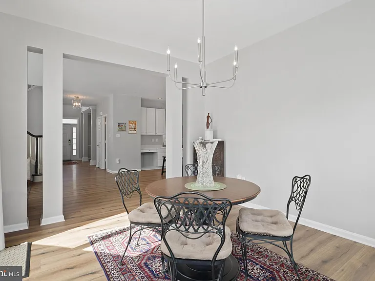 42903 Redfield St — Photo 29