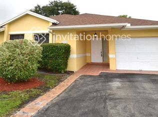 1110 SW 98th Ter, Hollywood, FL 33025