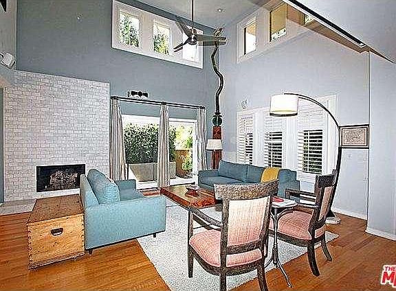 4th image of 1043 11th St Unit 1