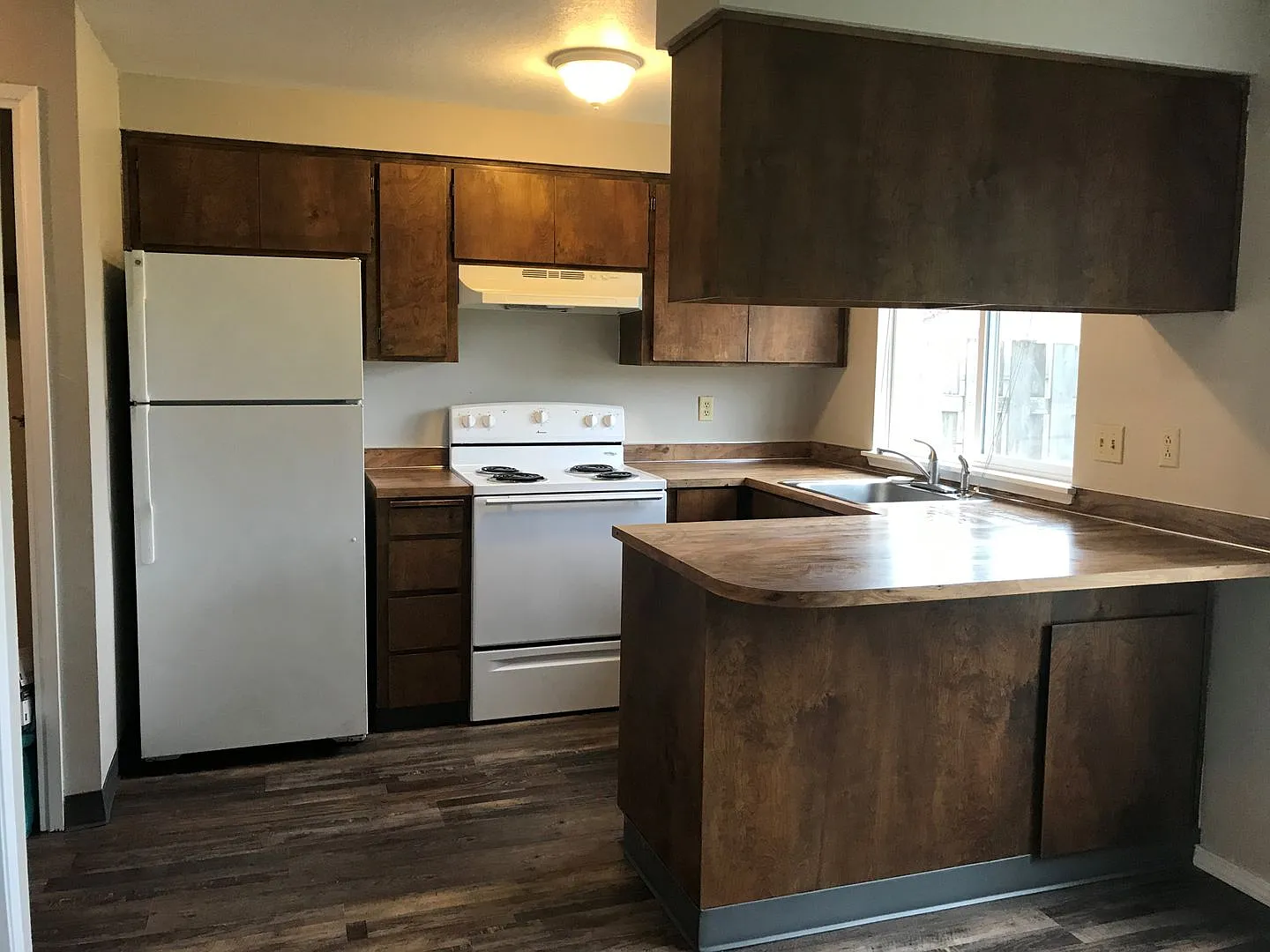 BUR505 — Photo 3