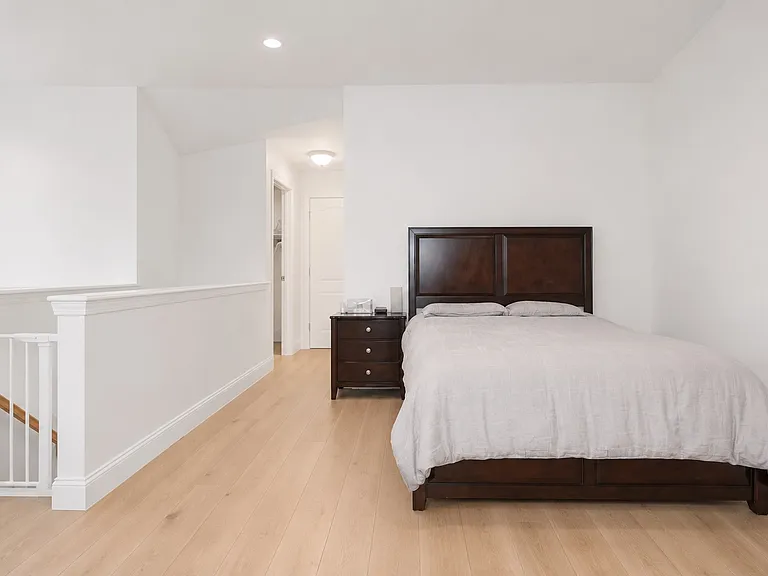78 Durnell Ave — Photo 9