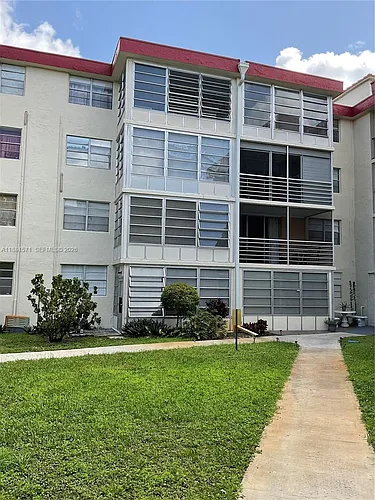 3001 NW 48th Ave #440 Photo 1