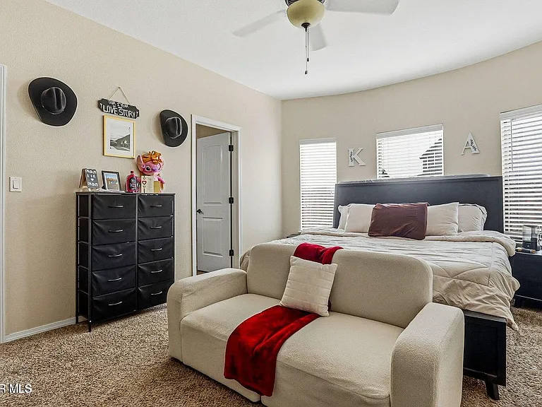 14270 Richard Wiles Ave — Photo 13