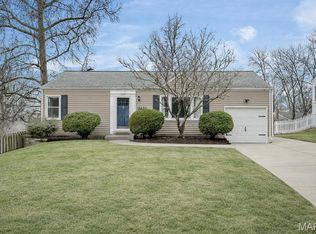 1653 Crabapple Ln, Saint Louis, MO 63119