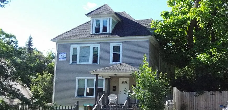 323 Lexington Ave