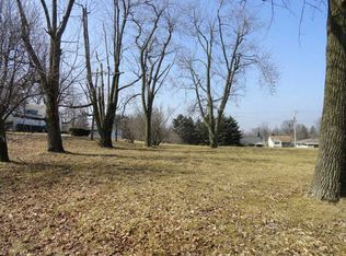 128 Summit Dr, Bellefontaine, OH 43311