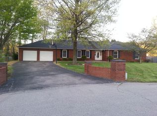 3114 Ridgewood Ct, Floyds Knobs, IN 47119