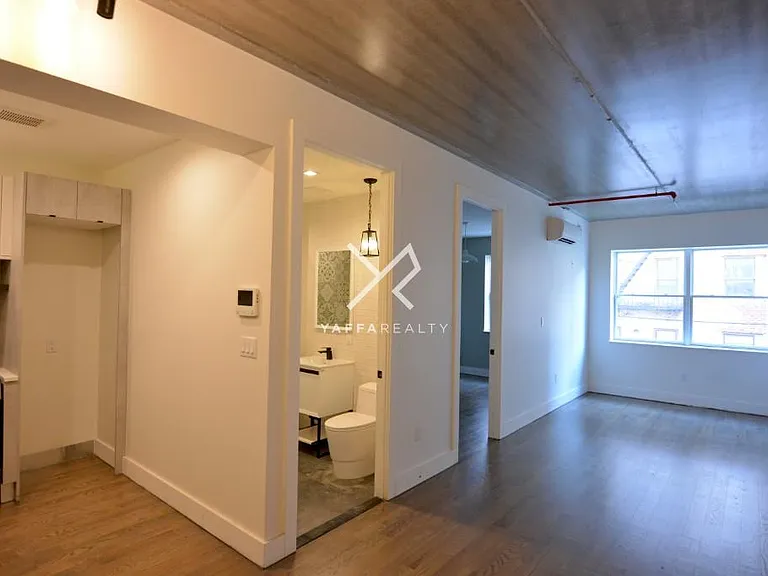 806 Saint Johns Pl #4F — Photo 4