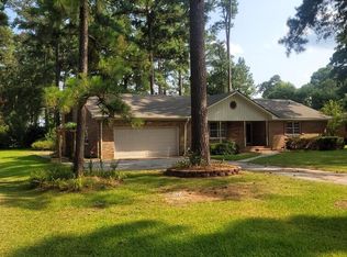 103 Country Club Dr, Elizabeth City, NC 27909