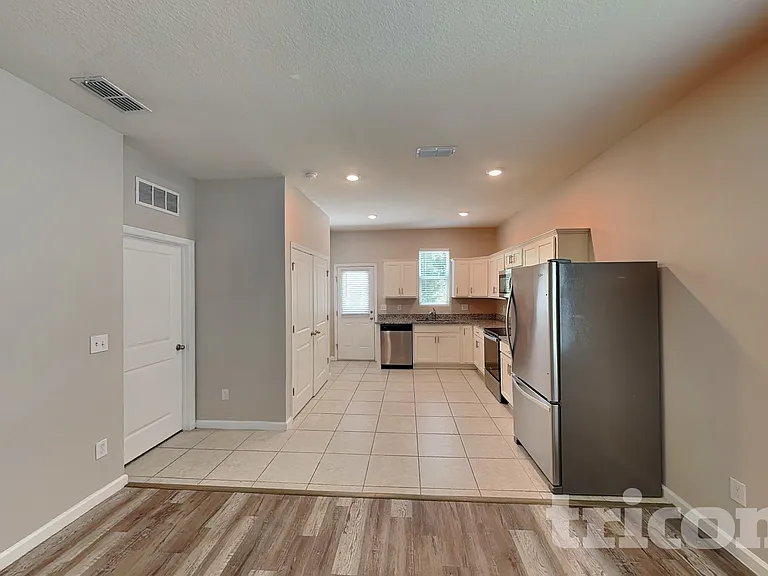 1073 Cades Cove Way — Photo 3